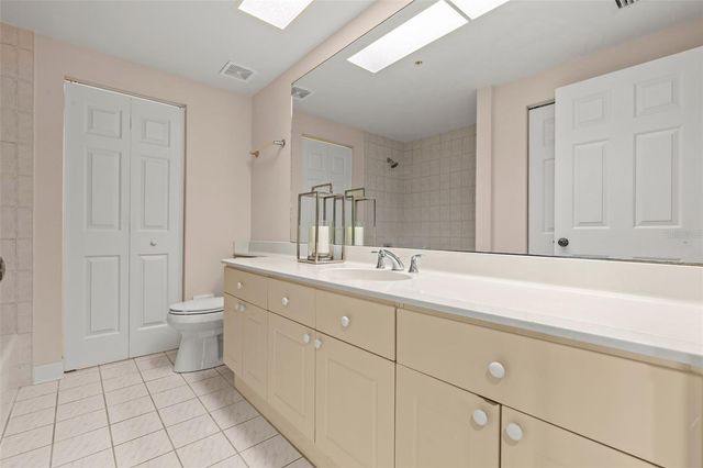 670 ISLAND WAY 800, Clearwater Beach, FL 33767