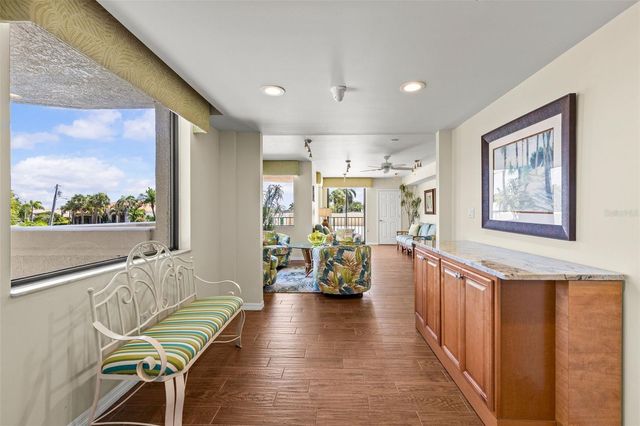 670 ISLAND WAY 800, Clearwater Beach, FL 33767