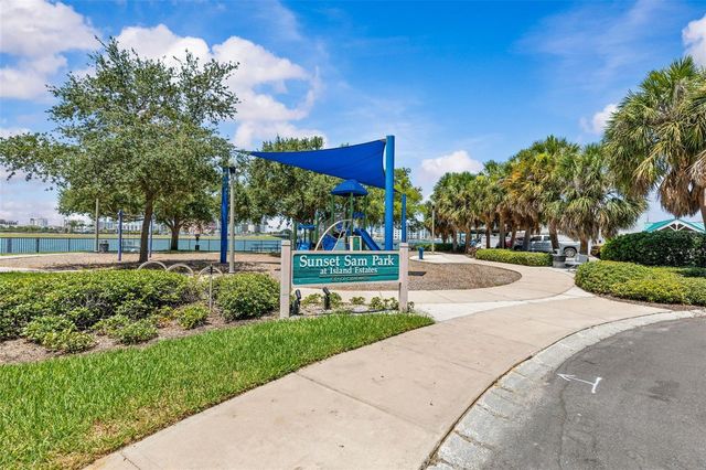 670 ISLAND WAY 800, Clearwater Beach, FL 33767