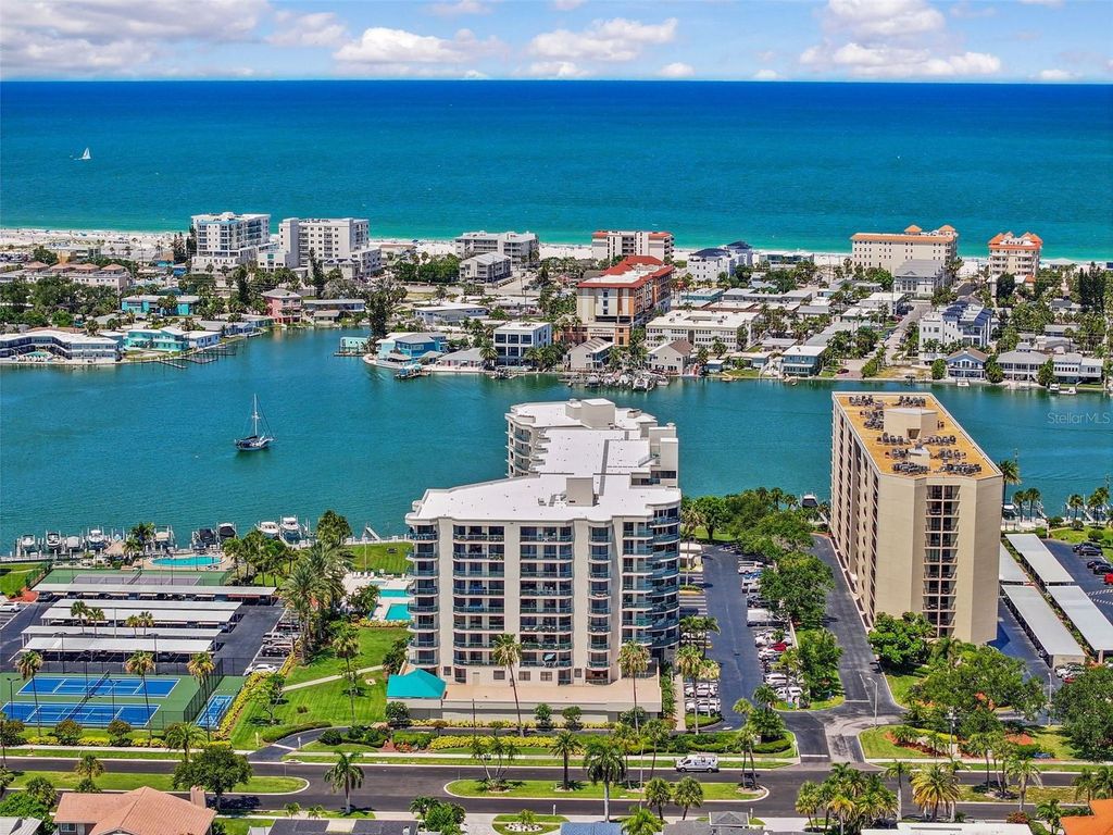 670 ISLAND WAY 800, Clearwater Beach, FL 33767