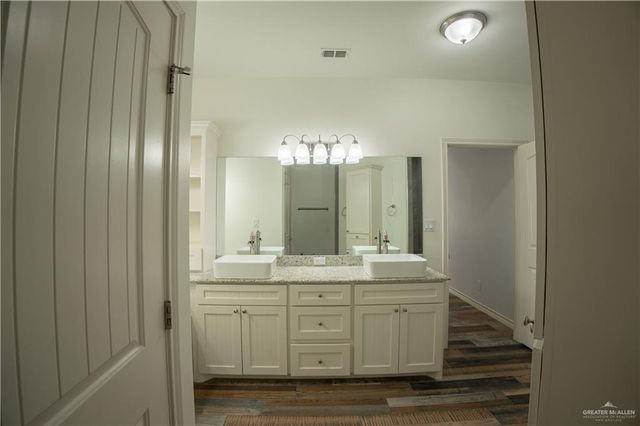 1717 Adams Crossing, Harlingen, TX 78550