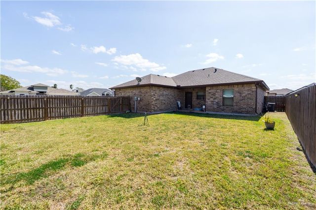 1717 Adams Crossing, Harlingen, TX 78550