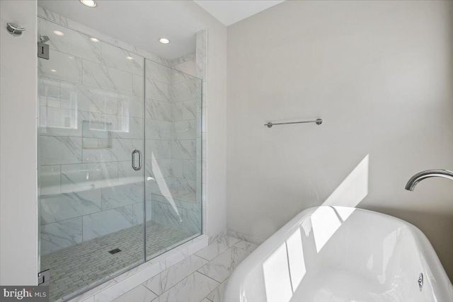 1462 SPRING VALE AVE, Mclean, VA 22101