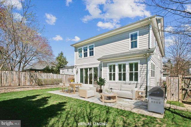 1462 SPRING VALE AVE, Mclean, VA 22101