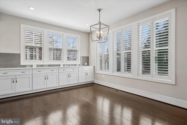 1462 SPRING VALE AVE, Mclean, VA 22101