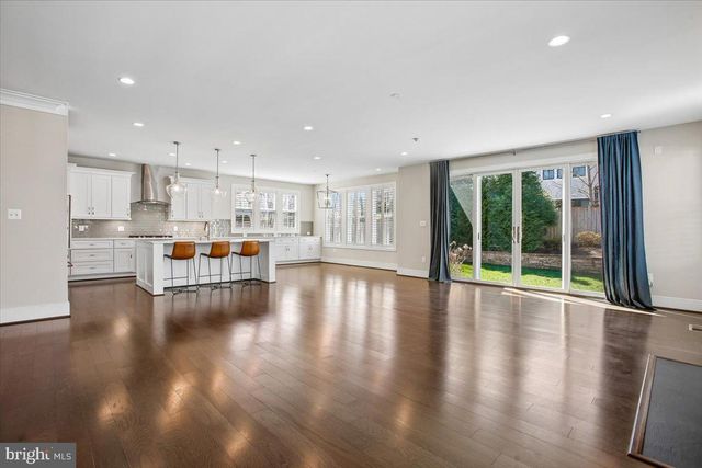 1462 SPRING VALE AVE, Mclean, VA 22101