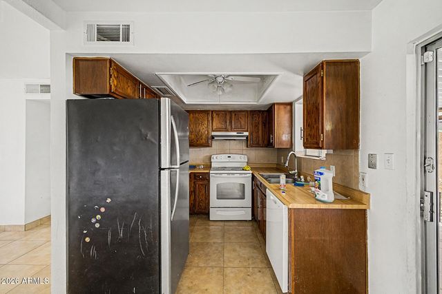 17227 N 16TH Drive 12, Phoenix, AZ 85023