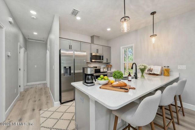 108 PAMELA Street, Interlachen, FL 32148