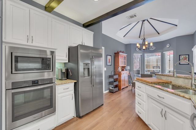 1327 Lakewood Drive, Mckinney, TX 75072