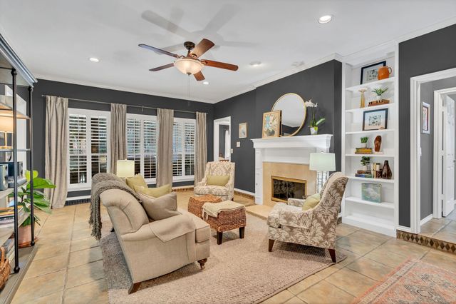 1327 Lakewood Drive, Mckinney, TX 75072