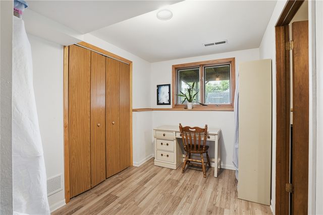 1932 Holiday Road, Coralville, IA 52241