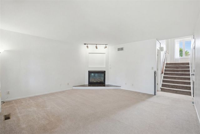 1932 Holiday Road, Coralville, IA 52241