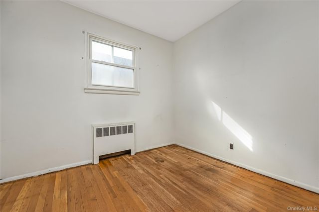 172 Glengariff Road, Massapequa Park, NY 11762