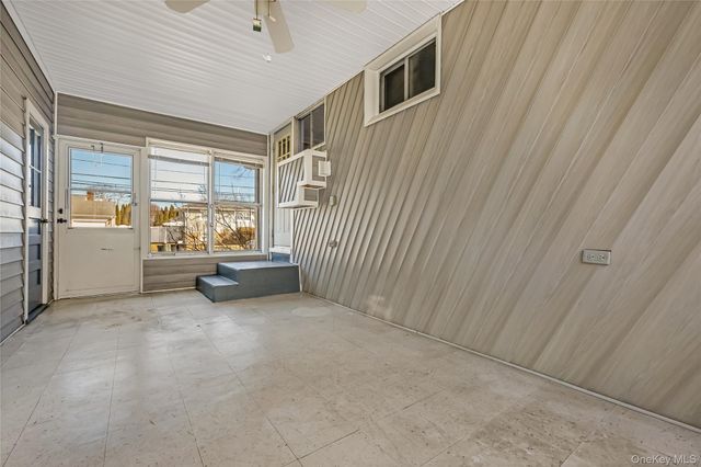 172 Glengariff Road, Massapequa Park, NY 11762