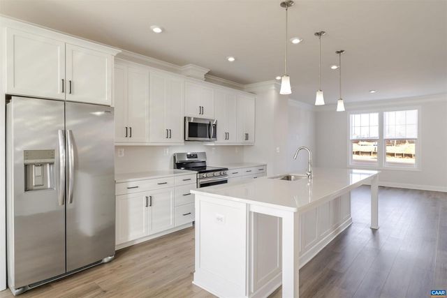 791 PARK RIDGE DR, Crozet, VA 22932