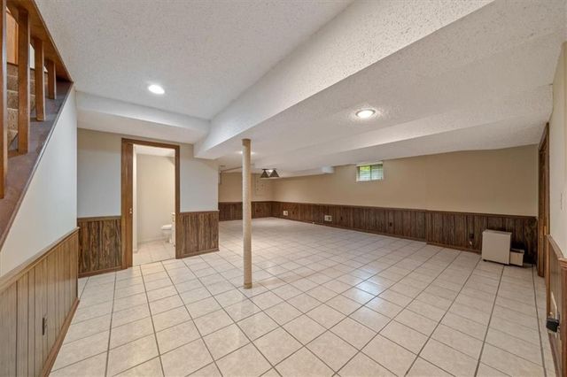 2326 W 95 Street, Leawood, KS 66206