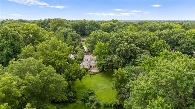 2326 W 95 Street, Leawood, KS 66206