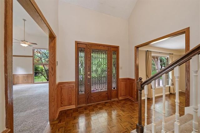 2326 W 95 Street, Leawood, KS 66206