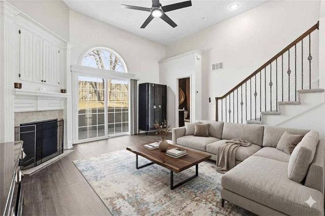 15832 W 61ST Street, Shawnee, KS 66217