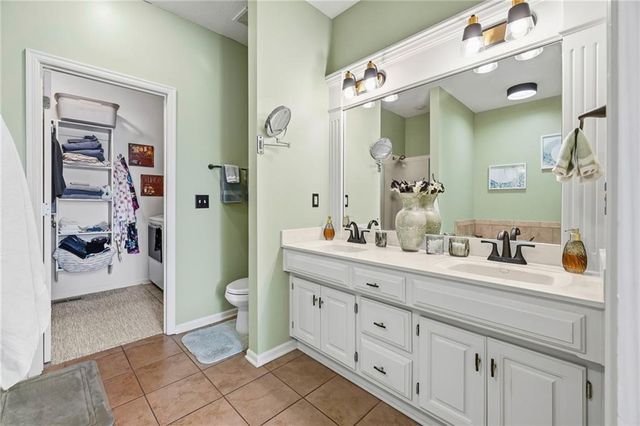 15832 W 61ST Street, Shawnee, KS 66217
