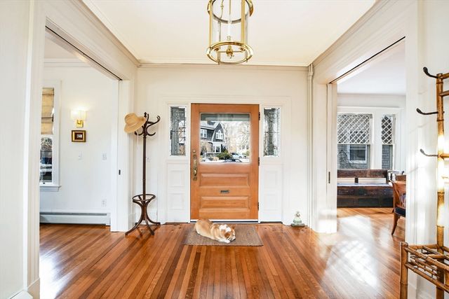 6 Clinton Pl, New Bedford, MA 02740