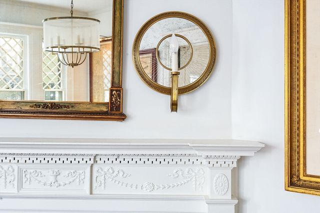 6 Clinton Pl, New Bedford, MA 02740