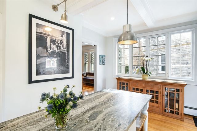 6 Clinton Pl, New Bedford, MA 02740