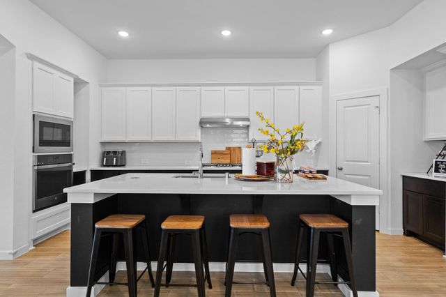 29622 Highland Meadow Drive, Fulshear, TX 77441