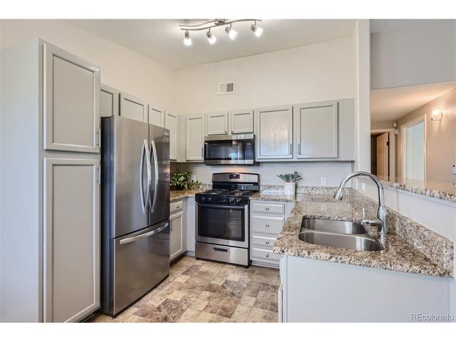 8469 Little Rock Way 201, Highlands Ranch, CO 80126