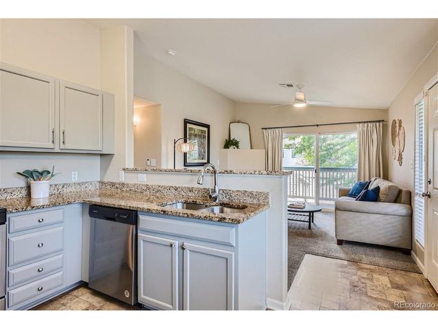 8469 Little Rock Way 201, Highlands Ranch, CO 80126
