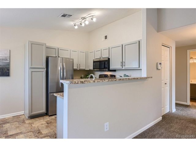 8469 Little Rock Way 201, Highlands Ranch, CO 80126