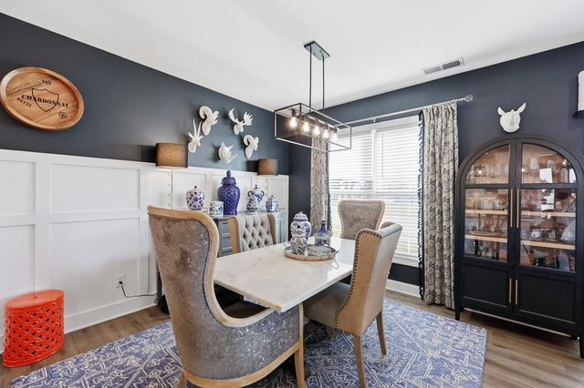 110 Classic Court, Versailles, KY 40383