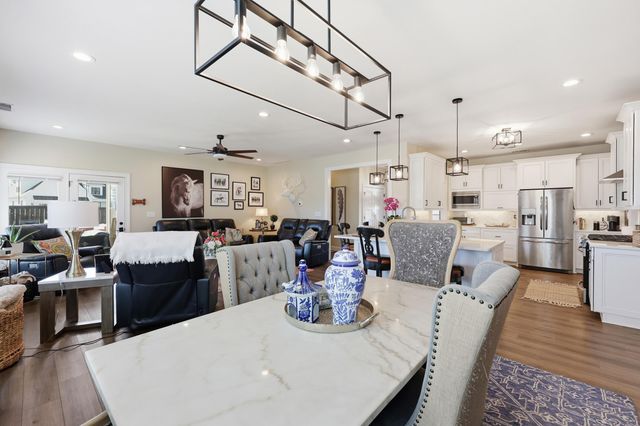 110 Classic Court, Versailles, KY 40383