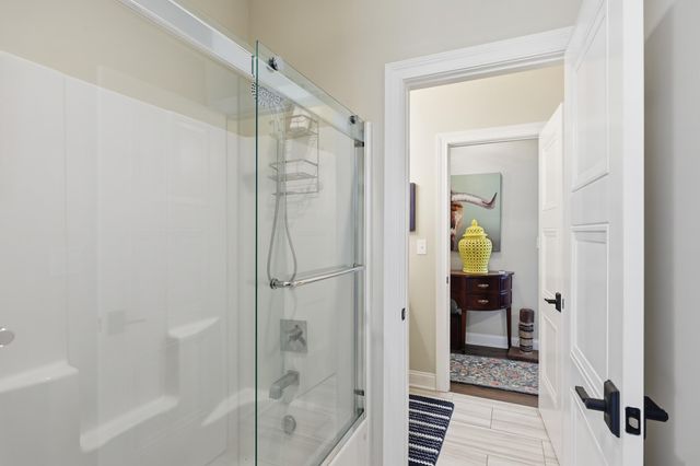 110 Classic Court, Versailles, KY 40383