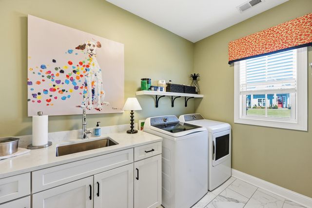 110 Classic Court, Versailles, KY 40383