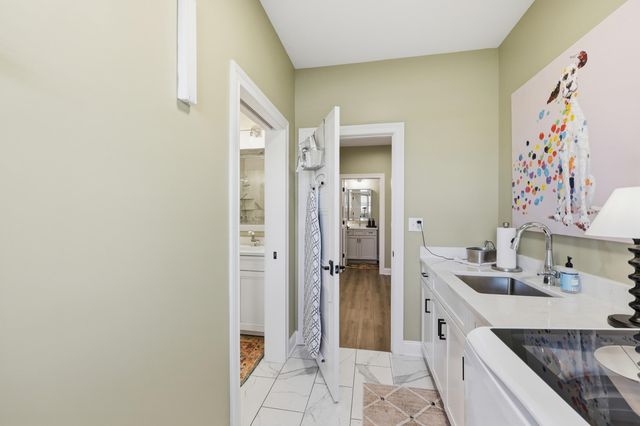 110 Classic Court, Versailles, KY 40383