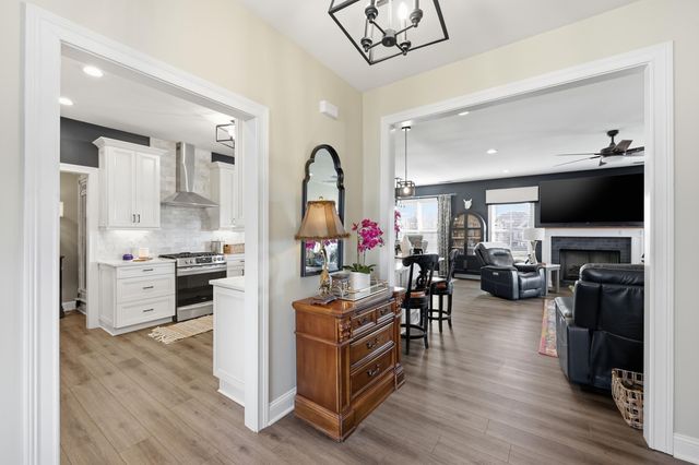 110 Classic Court, Versailles, KY 40383