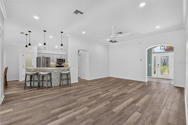 522 LOMA PASEO DRIVE, The Villages, FL 32159