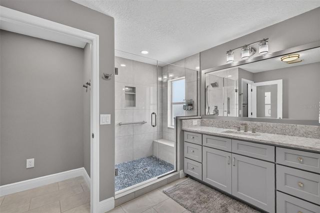 522 LOMA PASEO DRIVE, The Villages, FL 32159