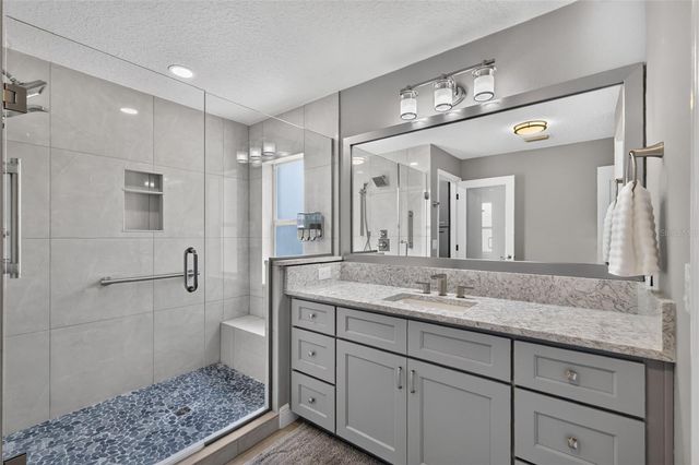 522 LOMA PASEO DRIVE, The Villages, FL 32159