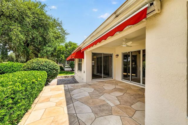522 LOMA PASEO DRIVE, The Villages, FL 32159