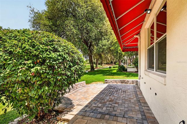 522 LOMA PASEO DRIVE, The Villages, FL 32159