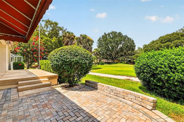 522 LOMA PASEO DRIVE, The Villages, FL 32159