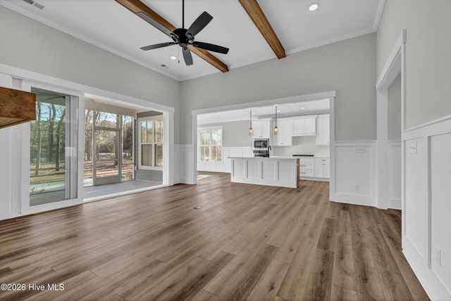 233 Hampton Court, Hampstead, NC 28443