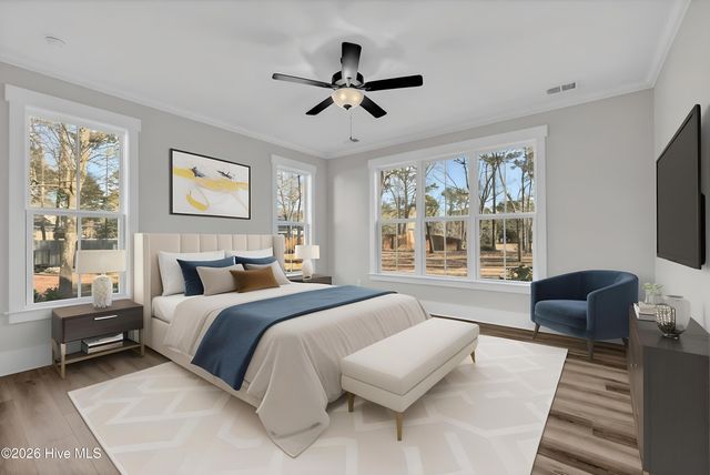 233 Hampton Court, Hampstead, NC 28443