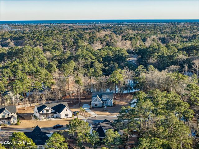 233 Hampton Court, Hampstead, NC 28443