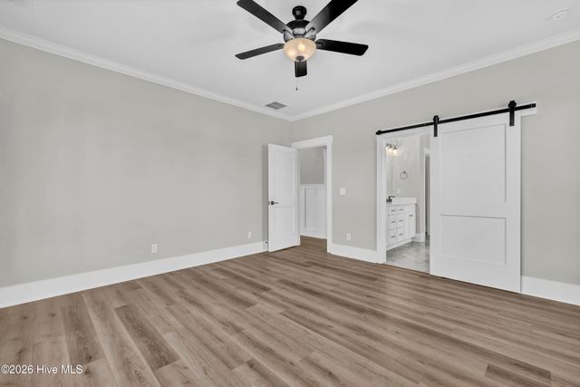 233 Hampton Court, Hampstead, NC 28443