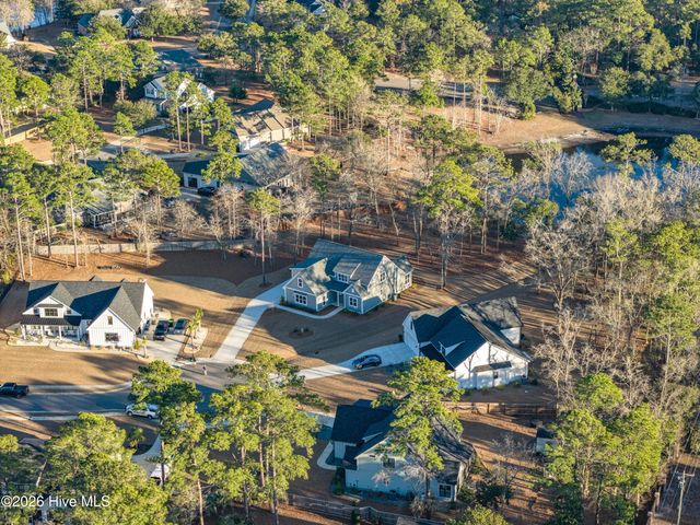 233 Hampton Court, Hampstead, NC 28443