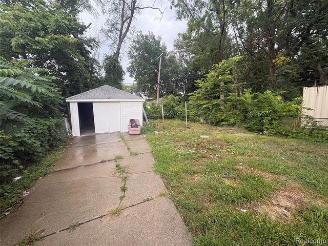 11691 Saint Marys Street, Detroit, MI 48227