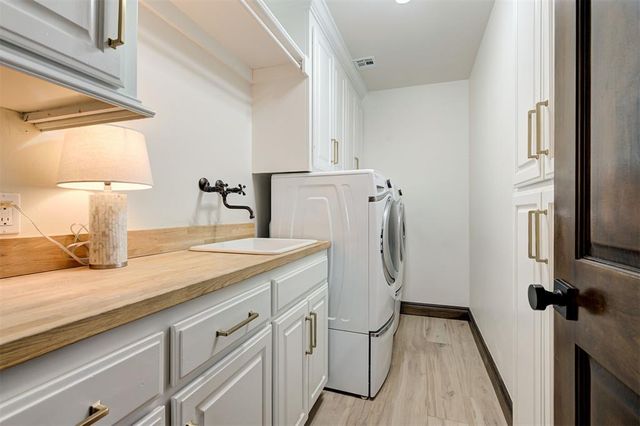 613 Stonemill Boulevard, Yukon, OK 73099